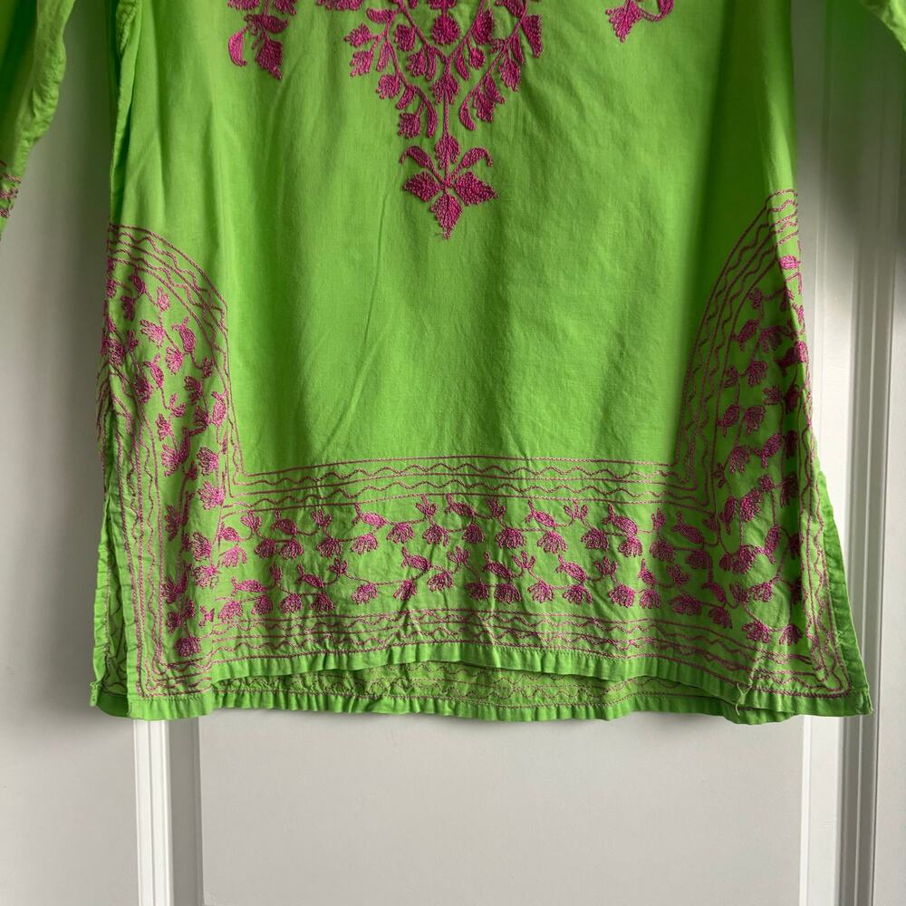 Gretchen Scott Embroidered Tunic Top Sz S Green Pink Cotton 3/4 Sleeve Coastal - Picture 4 of 9